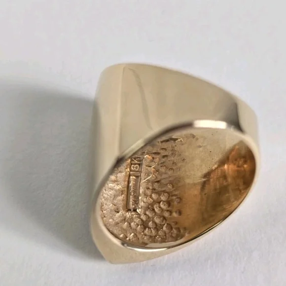 18K solid gold Sharp Edge Estate Ring - Picture 2 of 15